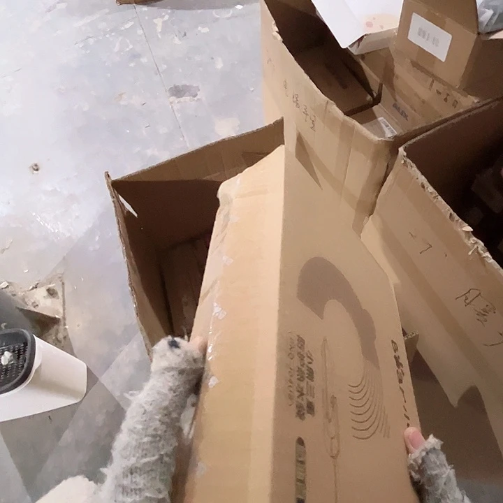 小熊电热暖水袋。