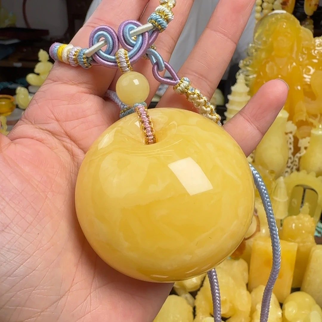 蜜蜡未镶嵌珠宝奇石