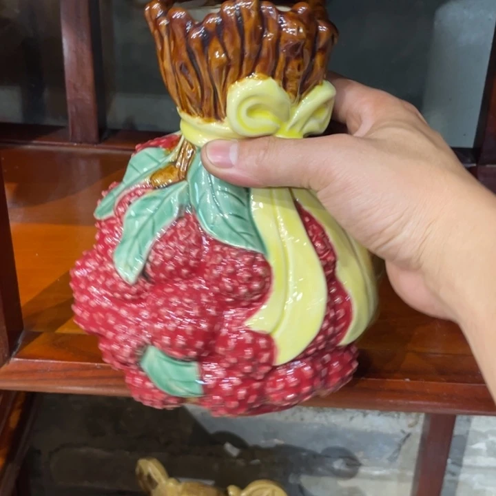 石湾公仔衬托盆景