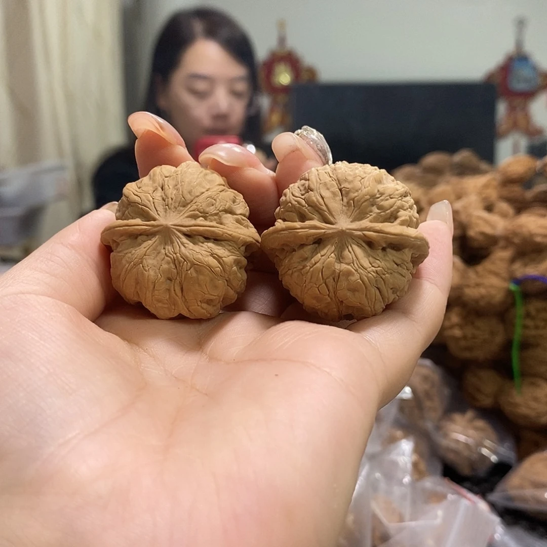 把件文玩核桃35雨花石