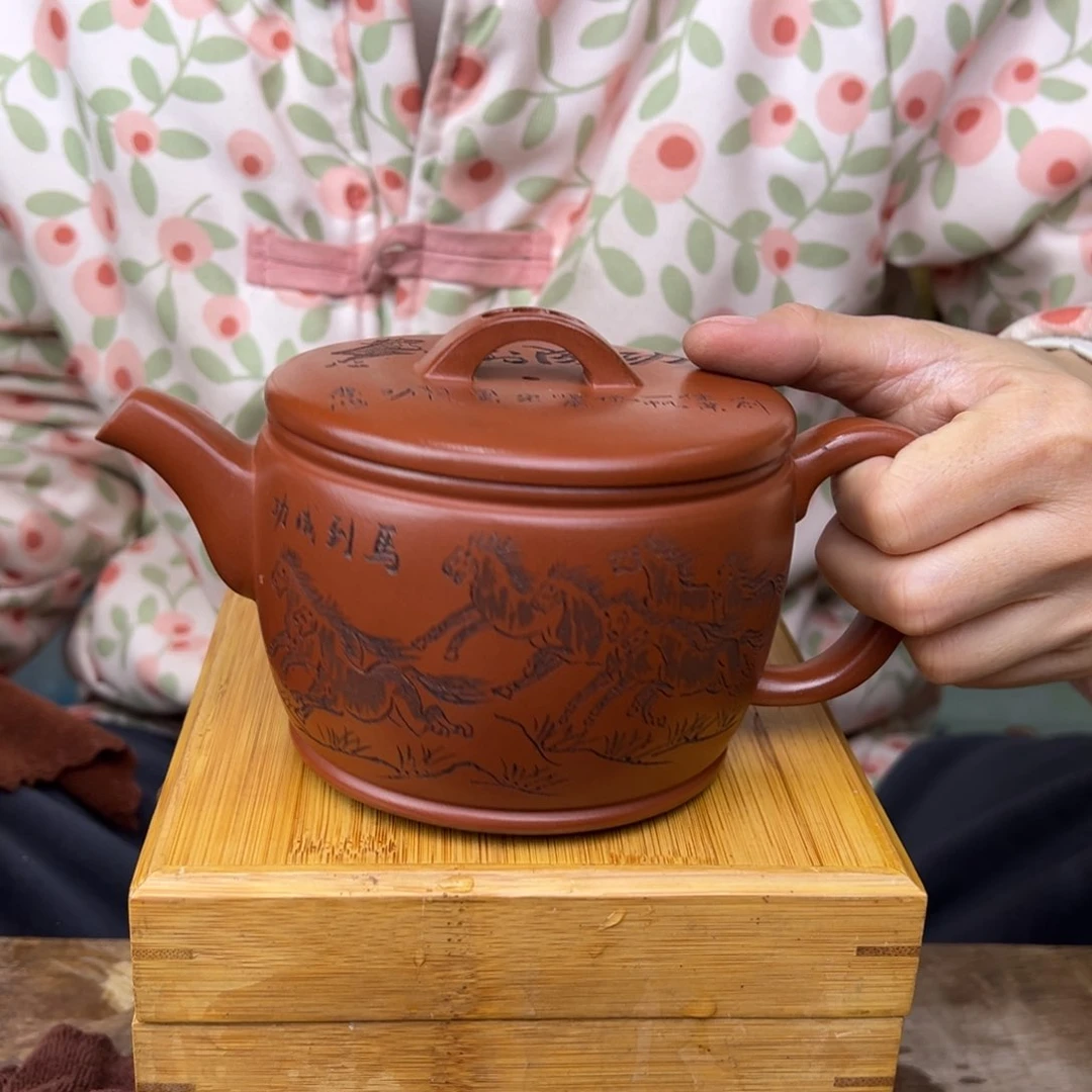 紫砂茶壶宜兴紫砂艺术