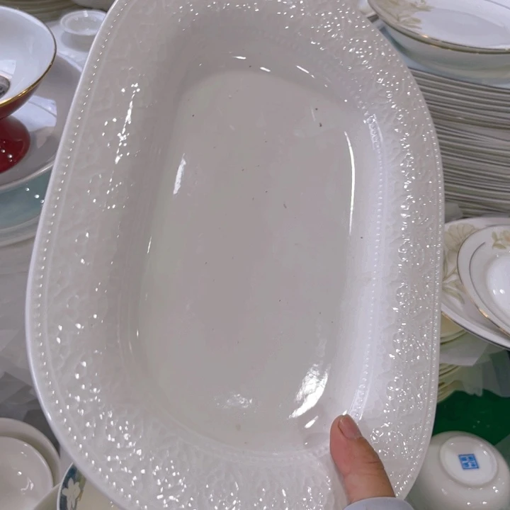 瓷片浮雕鱼盘一个微瑕