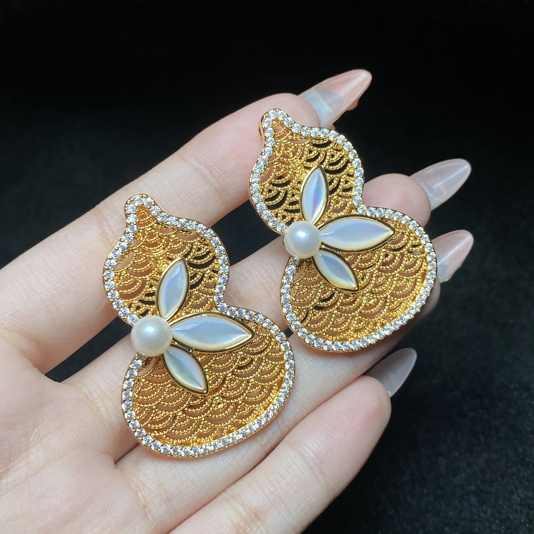 【小北好物】淡水珍珠胸针尺寸约6mm+【多样性发一件】QJ07X187