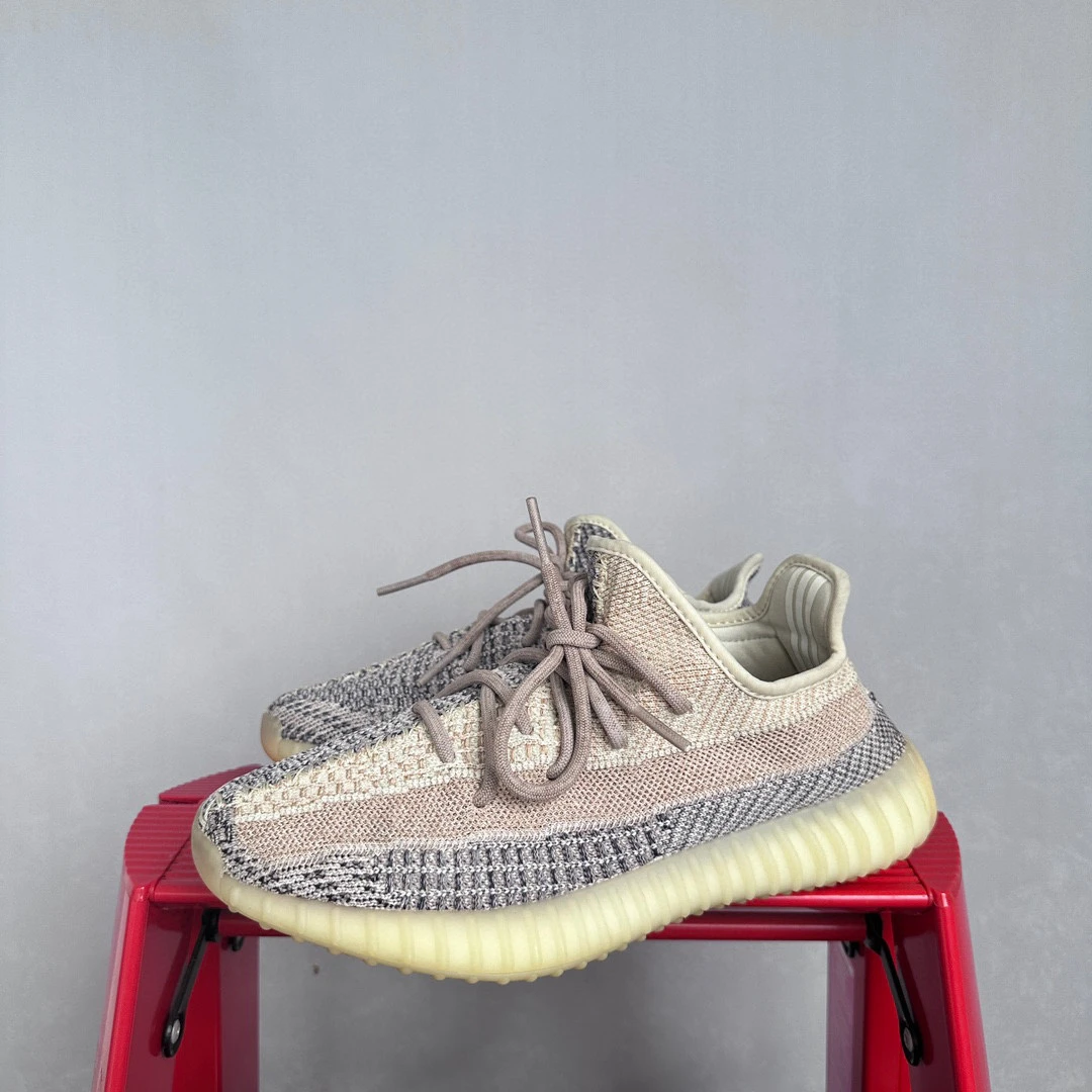 95新 MM6 350灰珍珠41码原盒 QQ0902运动鞋