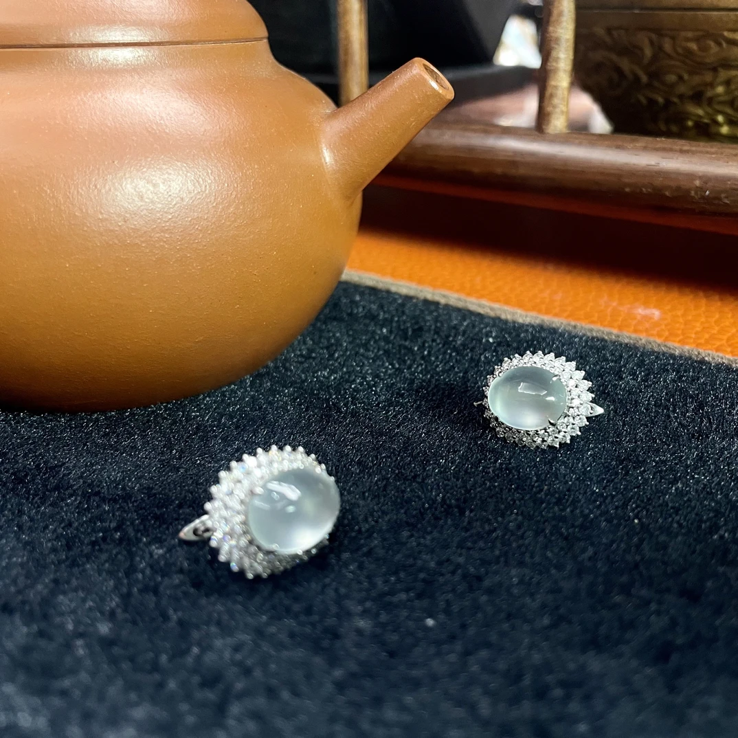 玻璃种小灯泡翡翠大耳钉可改戒面(尺寸10.5x8x4)