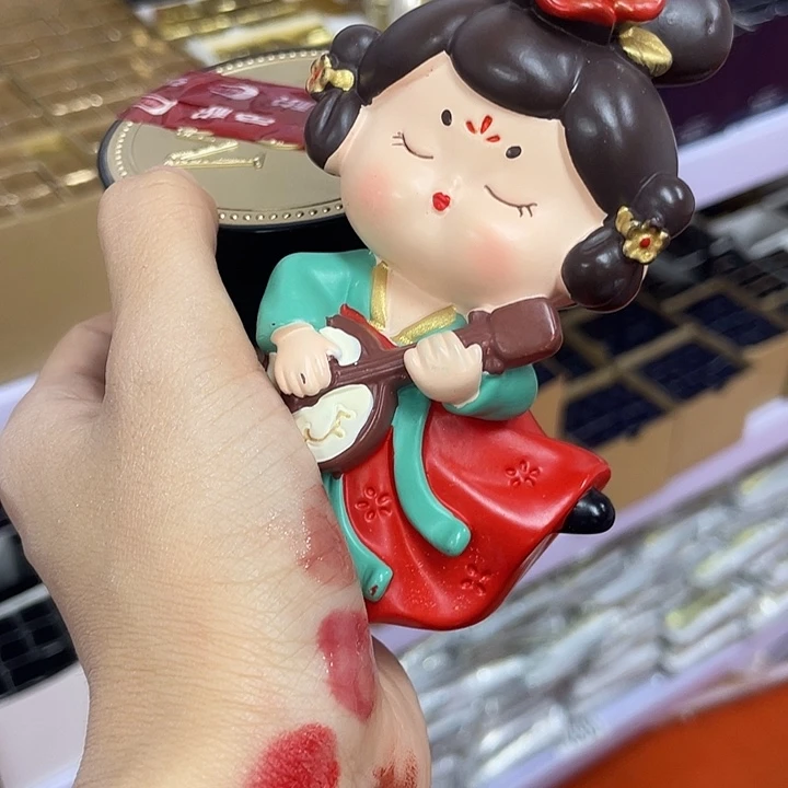 瓷片毛家垫子陶瓷娃娃