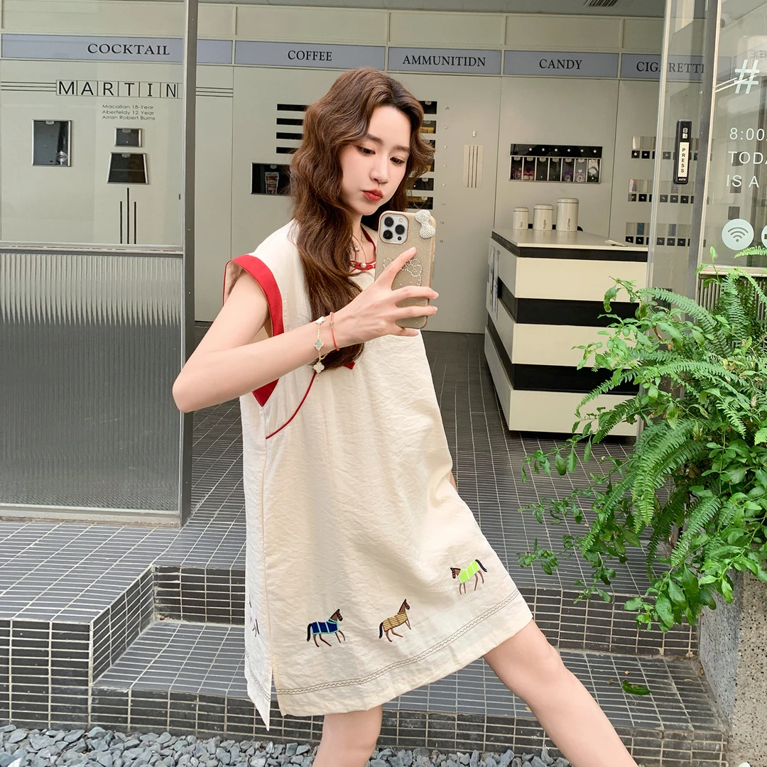 轻国风盘扣卡通刺绣连衣裙女2025新款小个子巨好看夏日绝美小裙子