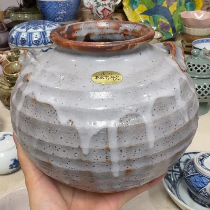 一个花器的话是不够好