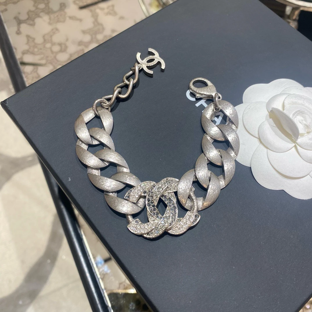 95新 Chanel/香奈儿 古巴系列双c链条手链银色麻花