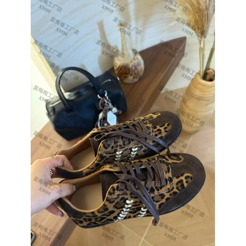 XMM.【马毛德训鞋】秋季时尚休闲豹纹系带百搭潮流日常平底低帮J888