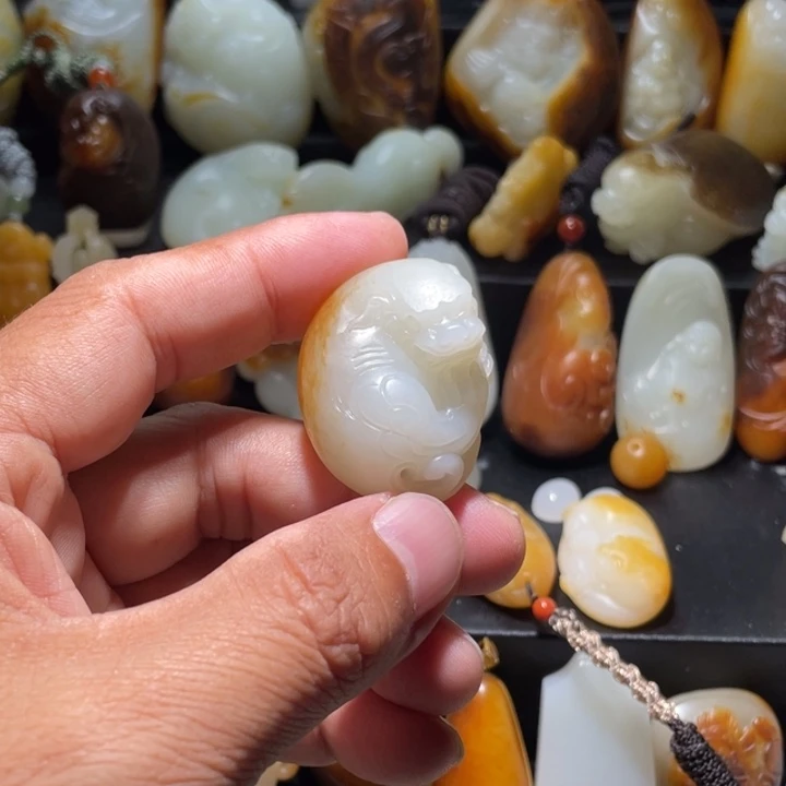 未镶嵌和田玉珠宝奇石