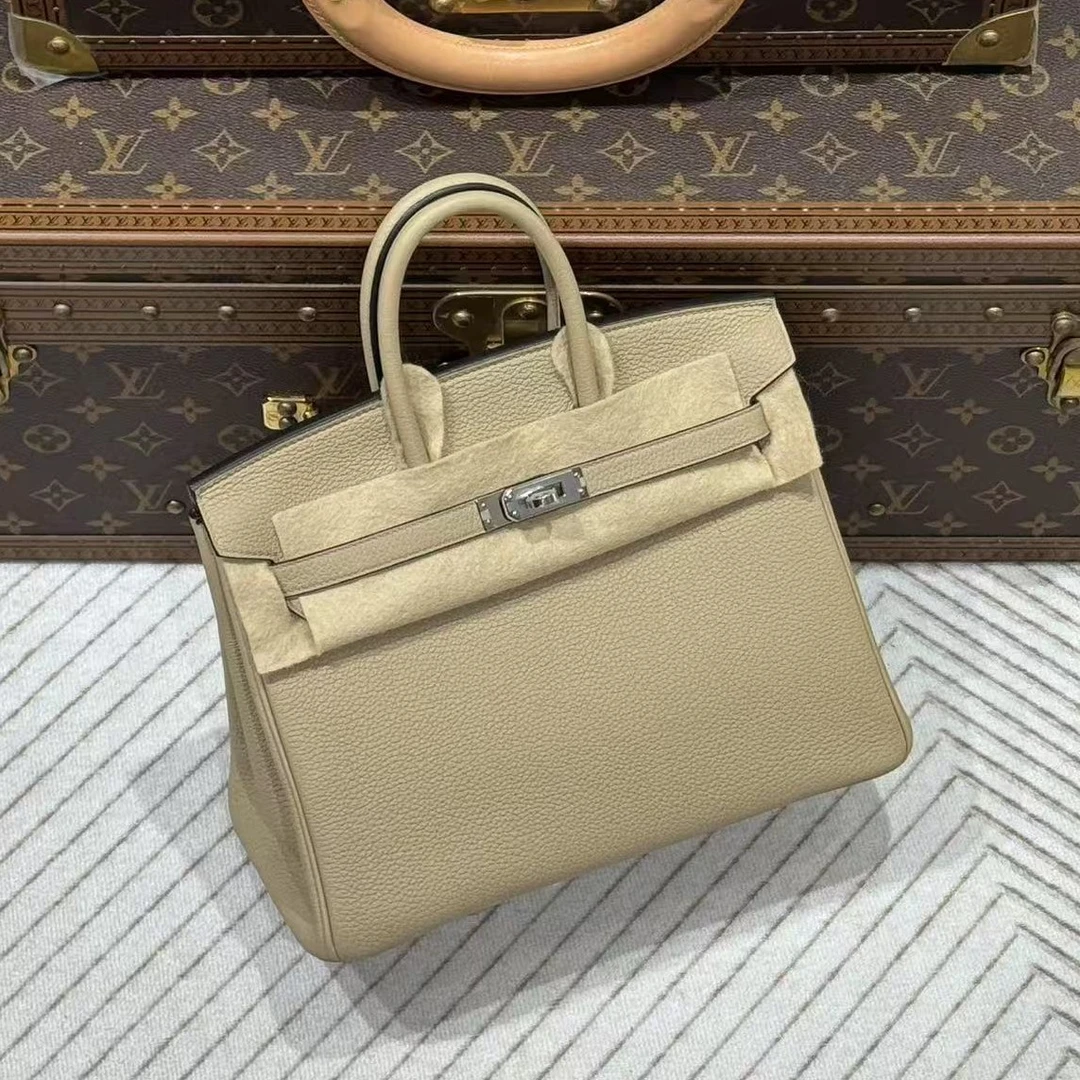 未使用 Hermes/爱马仕 lina/u刻bk25风衣灰内拼杜鹃红银扣包