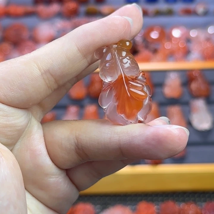 艺***o南红玛瑙未镶嵌珠宝半成品金鱼2