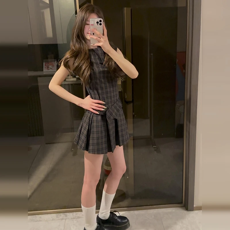 小个子法式格子无袖背心连衣裙女夏季2025新款学院风气质绝美短裙