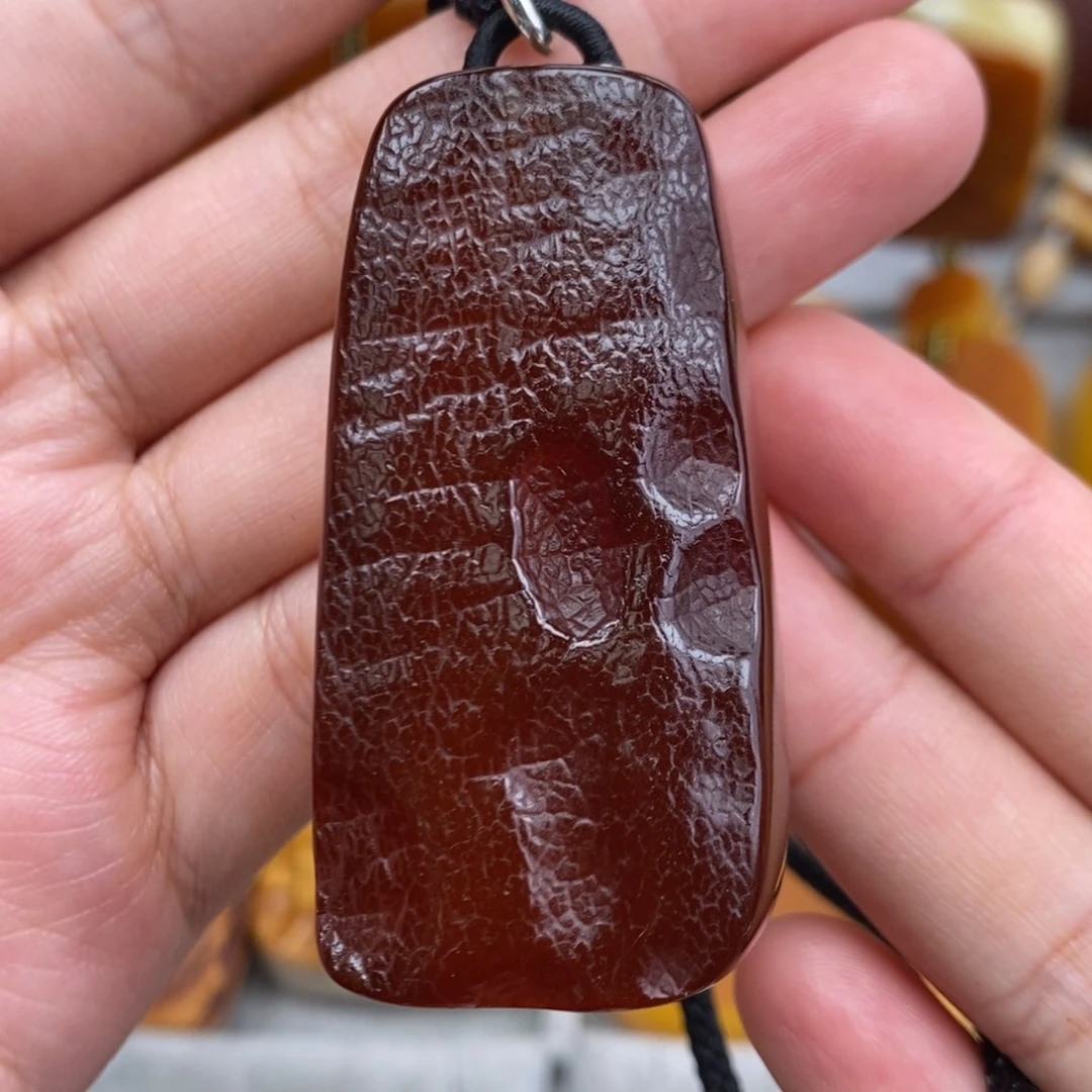 琥珀吊坠(赠链)未镶嵌