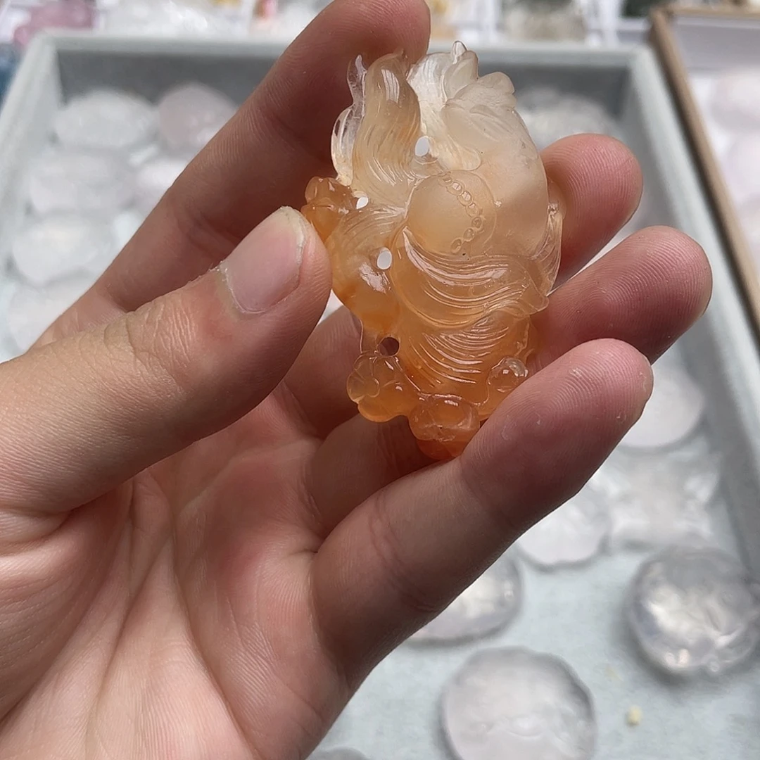 吊坠(不含链)未镶嵌水晶芒****?