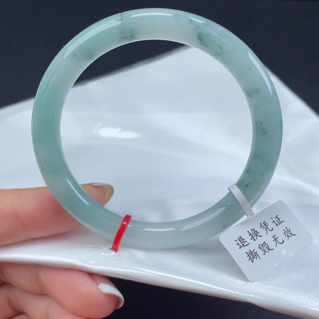 翡翠手镯未镶嵌52圆条