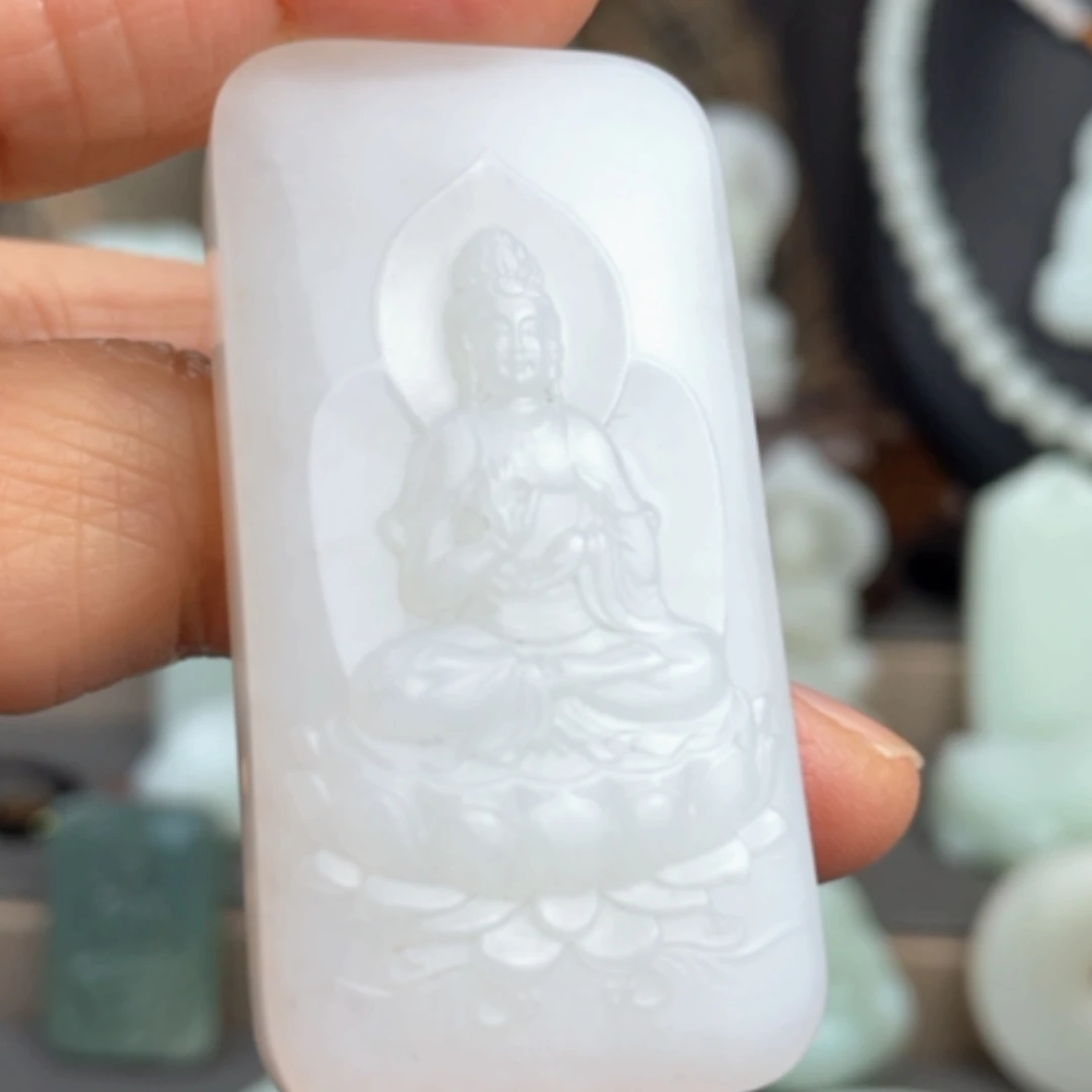 【闪购商品】颈饰未镶嵌和田玉