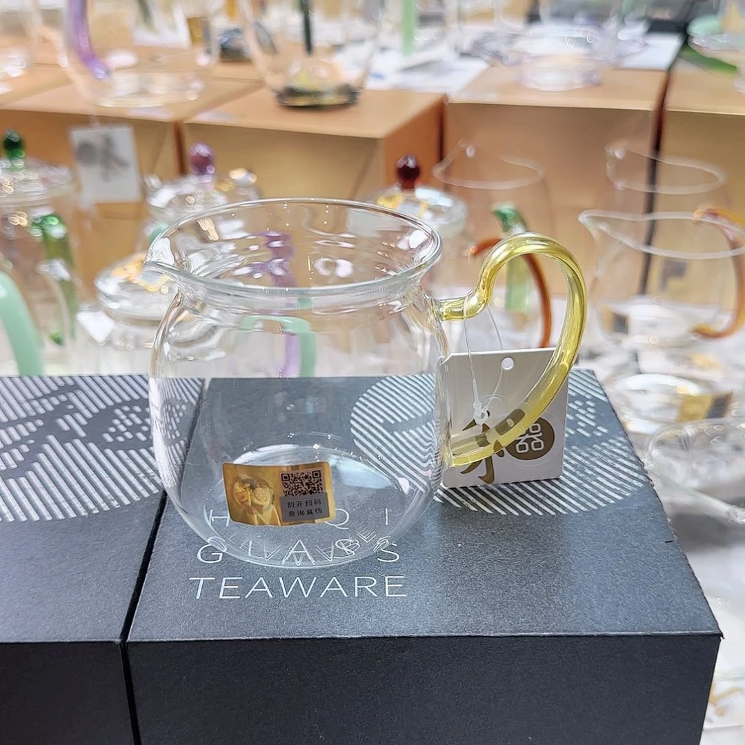 美满公道杯浅黄色