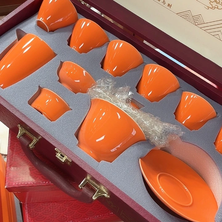 孤品茶具套装等。