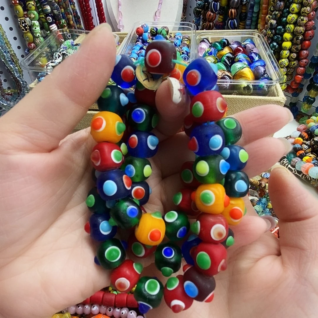 颈饰琉璃天津蜻蜓眼，024