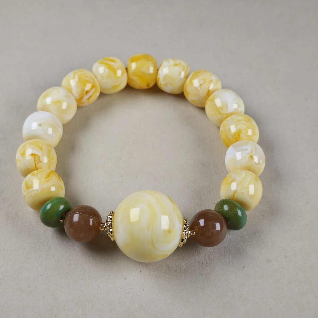 Y002设计款蜜蜡手串 多样性发其一