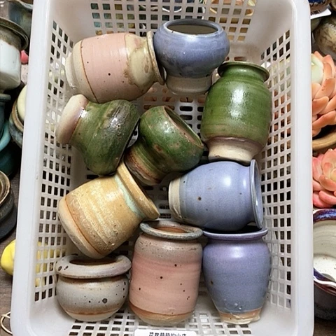 紫砂花盆486微瑕品口径3到4左右