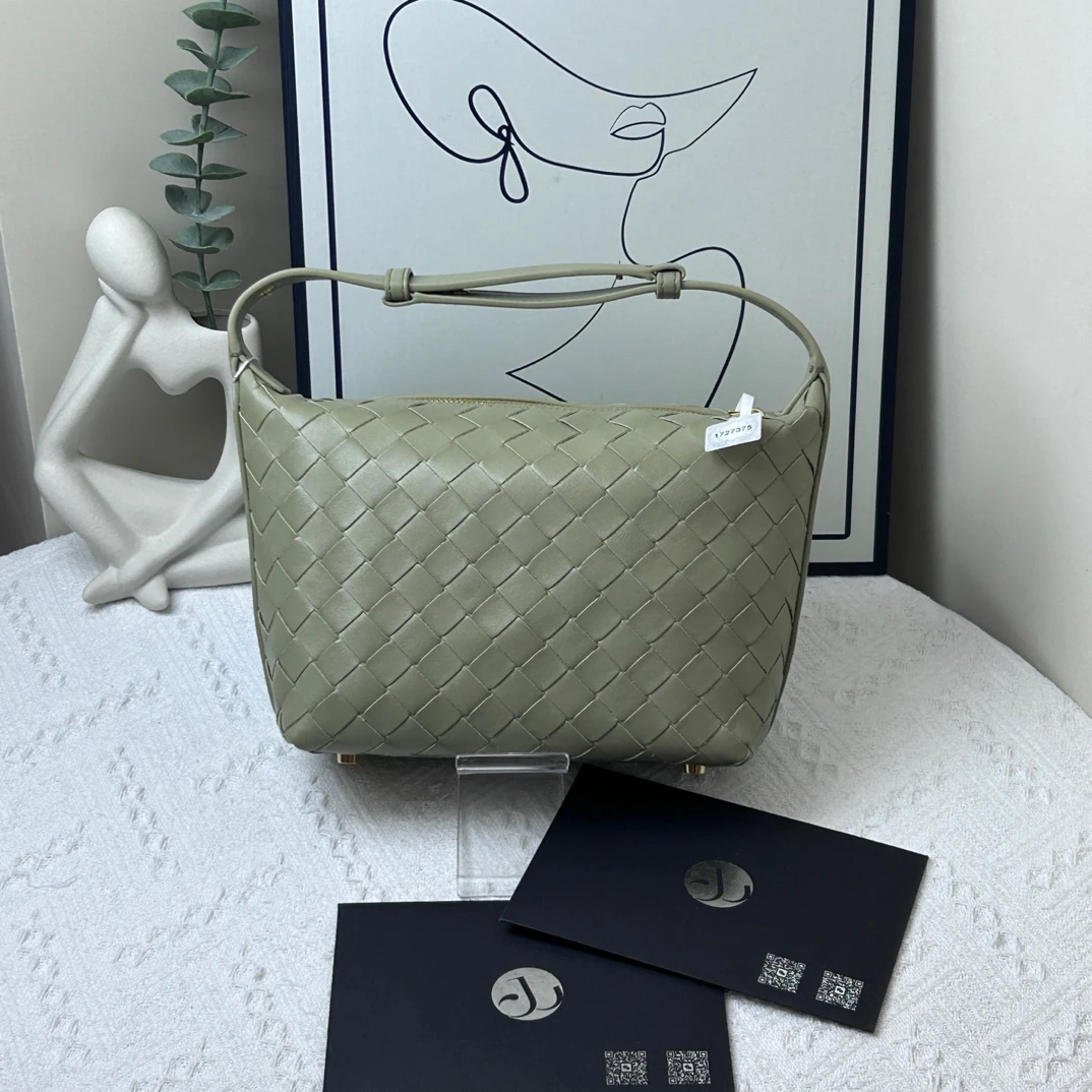 95新 BOTTEGA VENETA/葆蝶家 饭盒洞石绿编织/JW8212