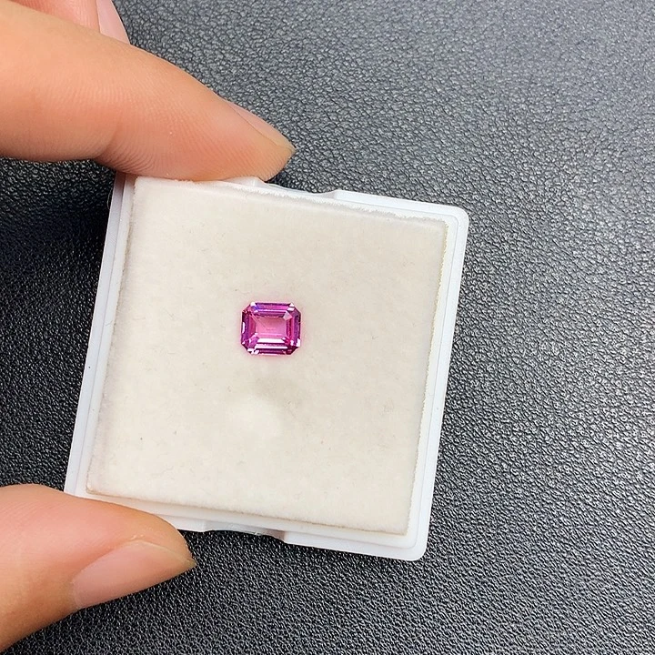 尖晶石裸石1.06克拉