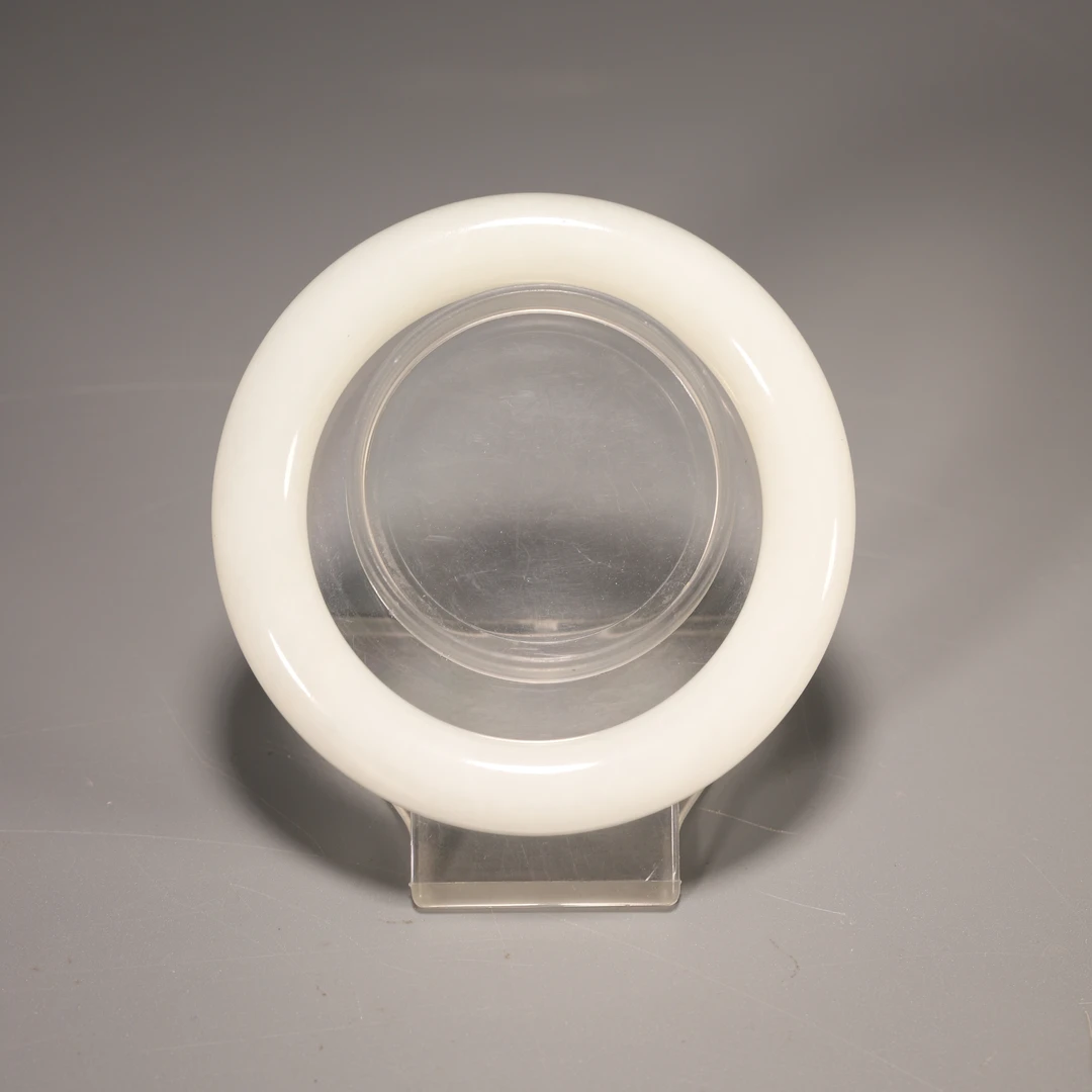 Lot11清代 和田一级白玉镯