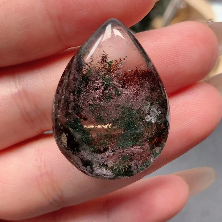 未镶嵌颈饰水晶还***盖水晶