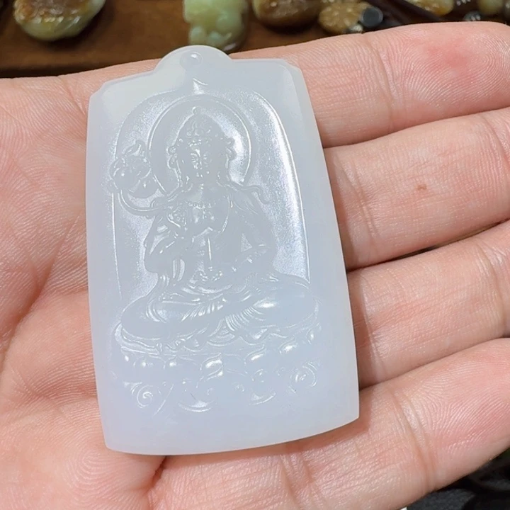 和田玉未镶嵌挂件