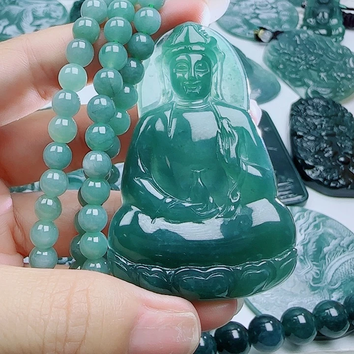 翡翠未镶嵌颈饰多样性发货天然的A货翡翠