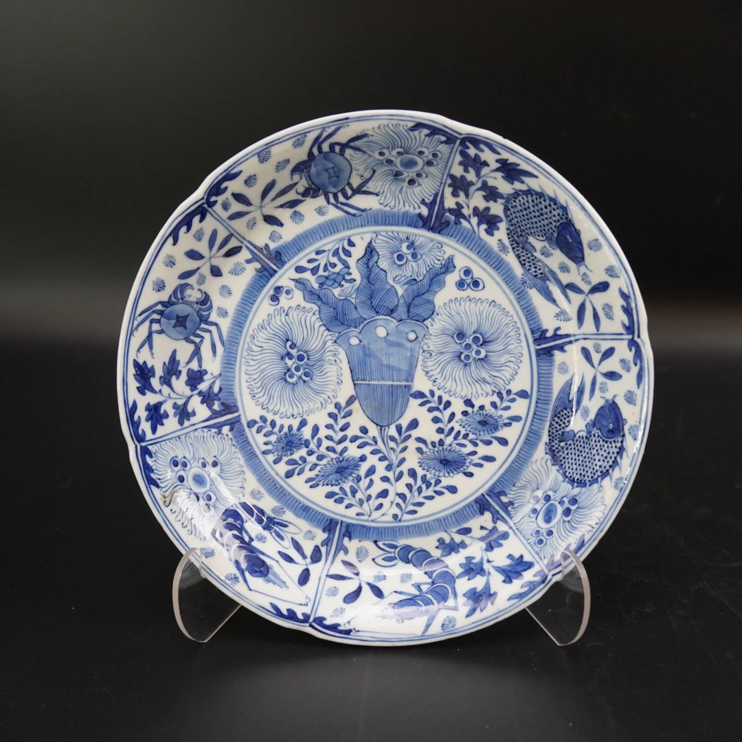 Lot.25072163清光绪青花开窗鱼藻纹赏盘 直径：约20.5cm