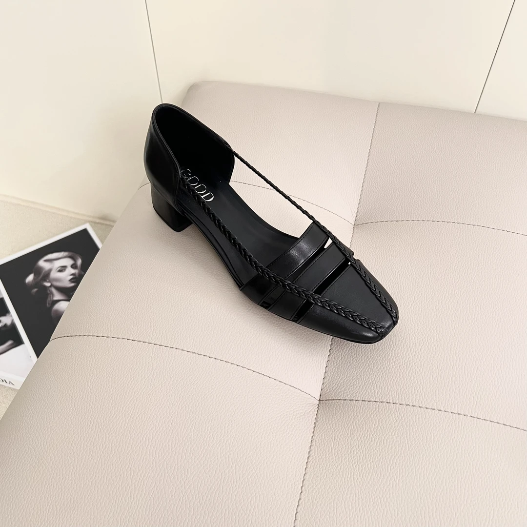 【Good】4CM真皮高级大牌设计感手工编织方头侧空粗跟单鞋1101