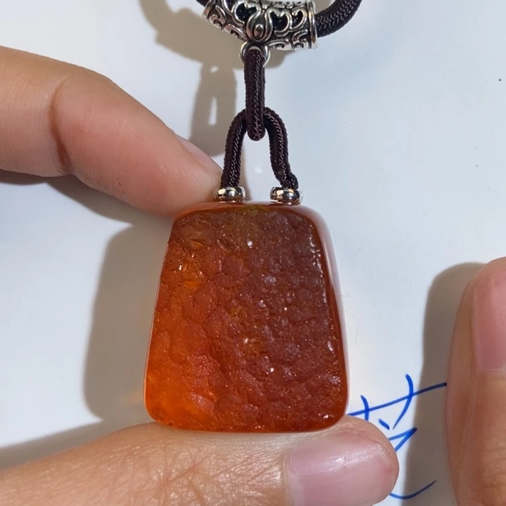 定制琥珀未镶嵌琥珀