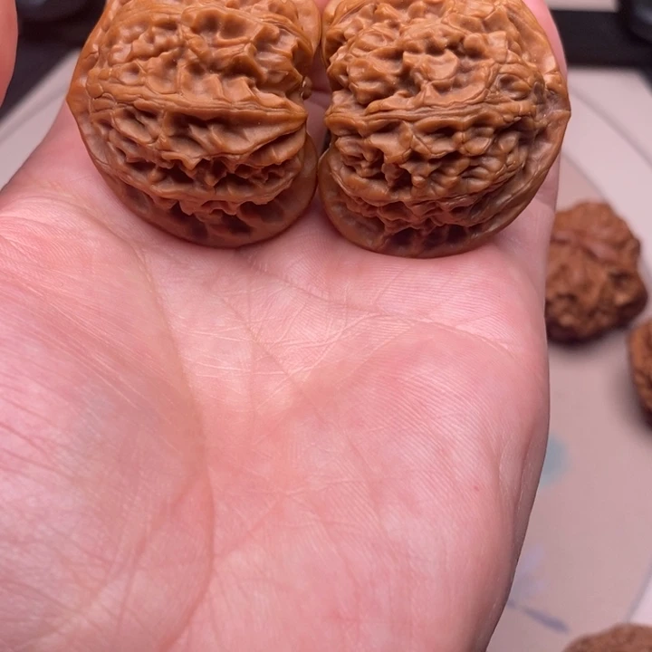文玩核桃把件核桃