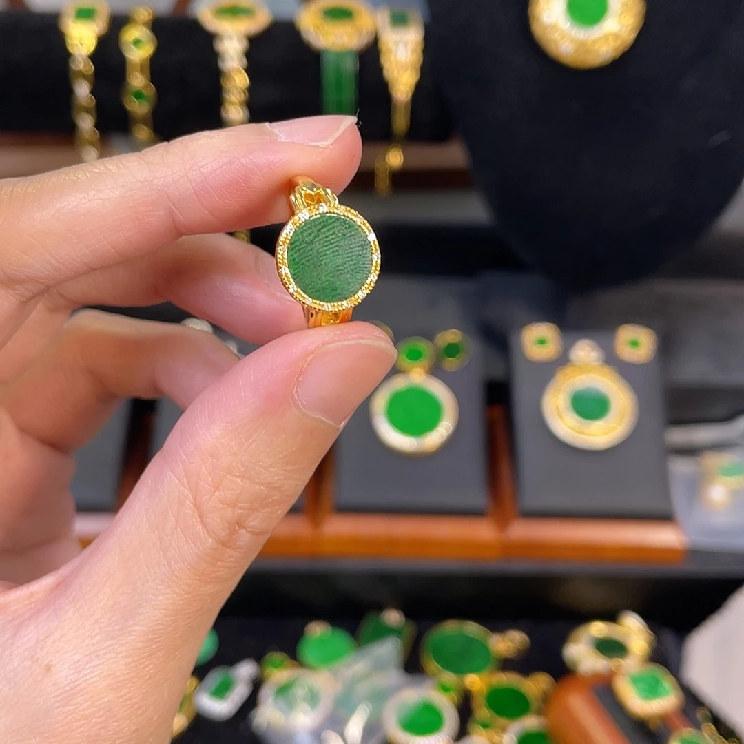 翡翠戒指银S925镀金镶嵌