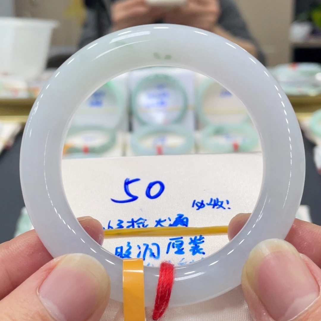 翡翠未镶嵌手镯翡翠手镯