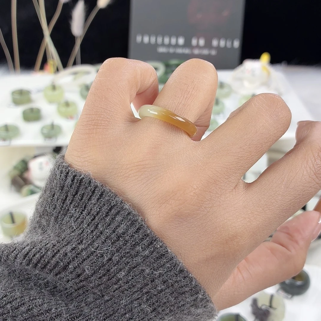 和田玉未镶嵌戒指i8一口糖圆条16.7不退换