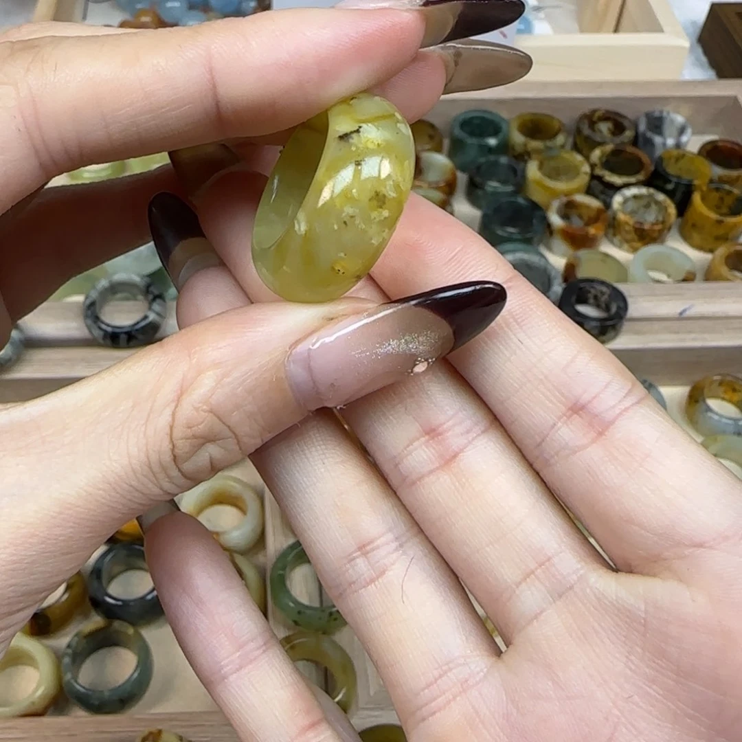 岫玉岫玉内径17.2未镶嵌敏****尔