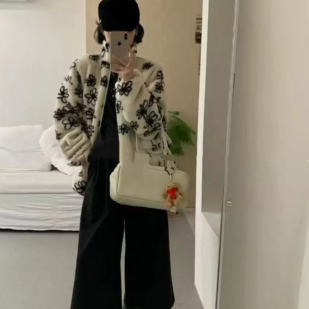 bene女韩国东大门氛围感立领碎花宽松保暖毛绒外套