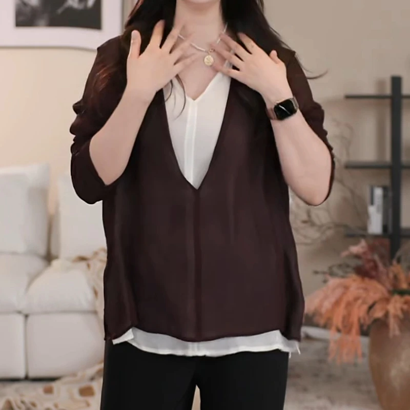 假两件黑白撞色正肩长袖T恤大码女装春装胖mm宽松打底衫V领上衣女