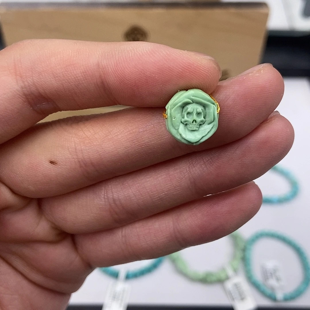 绿松石未镶嵌珠宝奇石