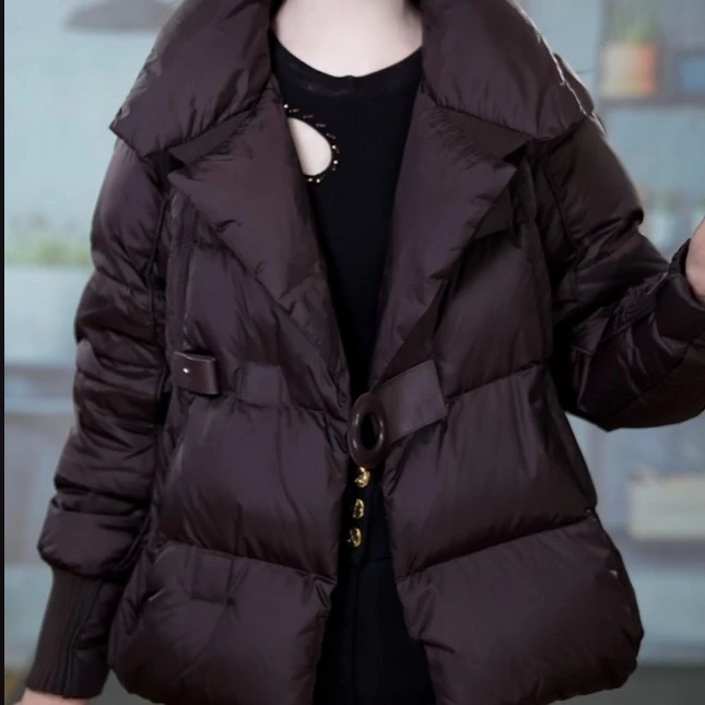 2025冬季新款时尚爆款洋气羽绒服外套百搭新款气质女奢华
