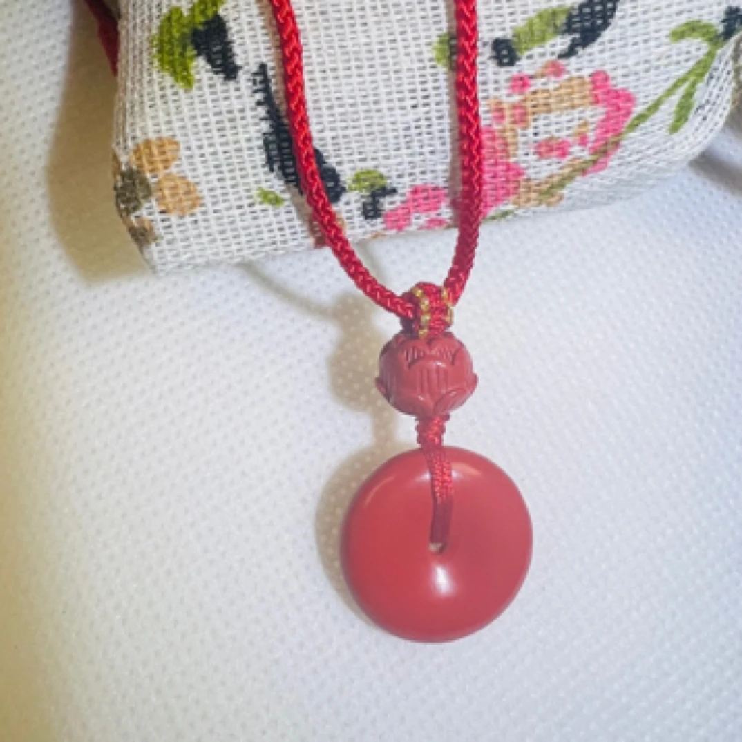 含辰砂工艺品朱砂高含量中国风红砂平安扣