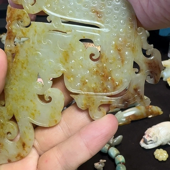 和田玉挂件未镶嵌博*堂