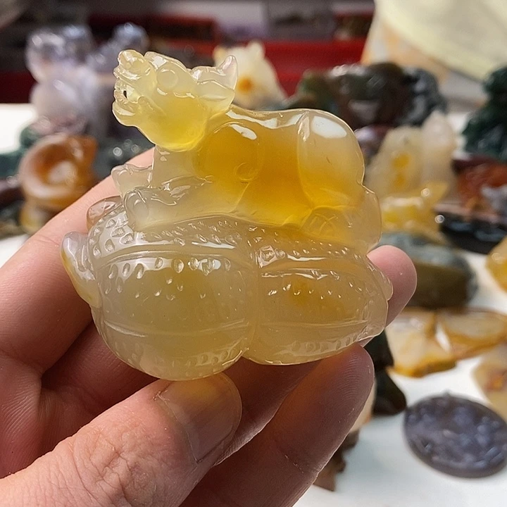 未镶嵌颈饰玛瑙/玉髓