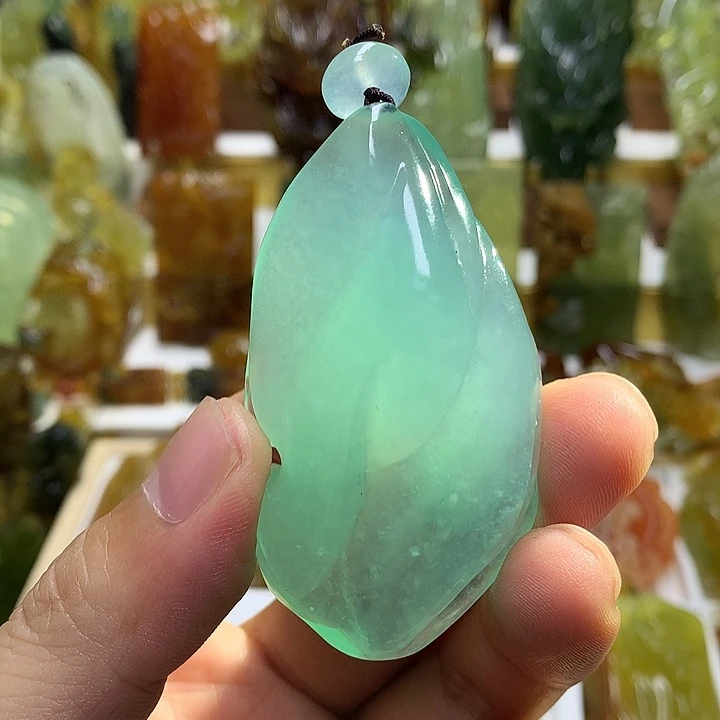 蛇纹石玉未镶嵌珠宝半成品