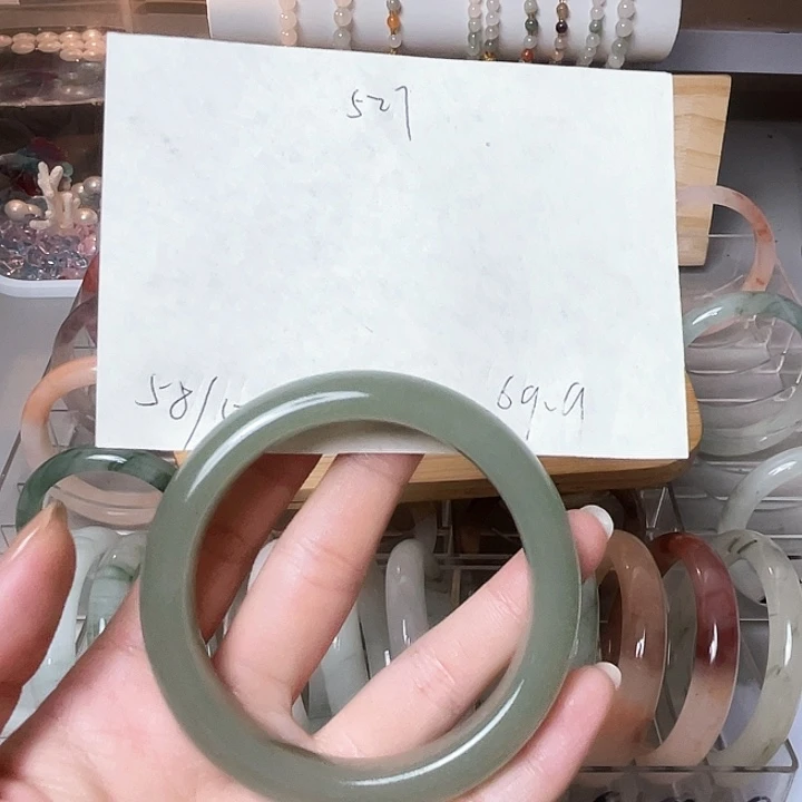 石英质玉手镯合金527